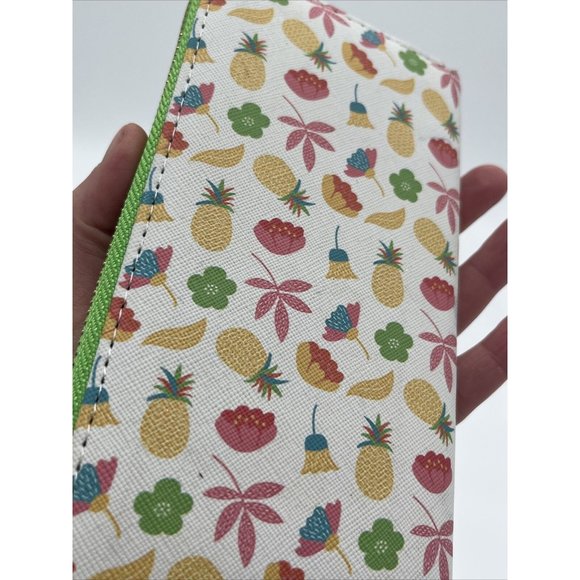 womens wallet Green and White floral & Pineapples by Heimish Atlantic Fashion. - Picture 10 of 11